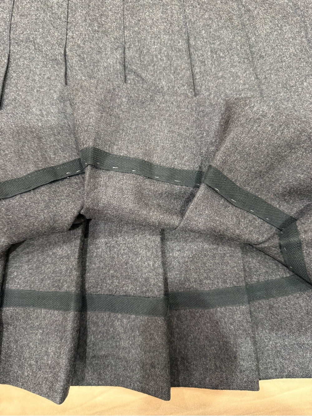 Classic Pleated Midi Skirt in Charcoal Gray Dark Academia Preppy Collegiate Grey - Picture 5 of 5